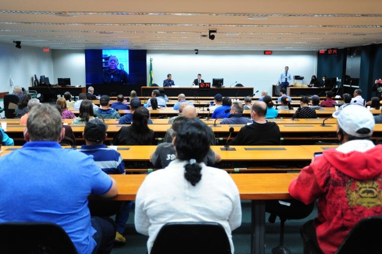 Governo pode ampliar prazo para cadastramento de pescador artesanal