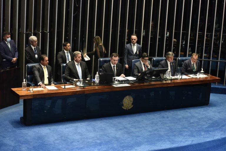 Entra em vigor emenda constitucional que aumenta idade máxima para indicação de ministros do Supremo