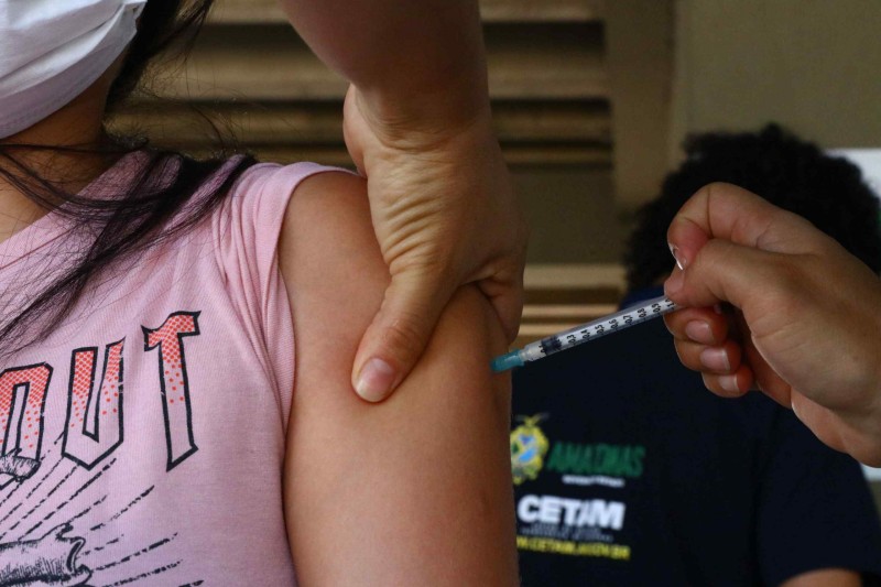 Vacinômetro: Amazonas aplicou 7.029.102 doses de vacina contra Covid-19 até esta terça-feira (17/05)