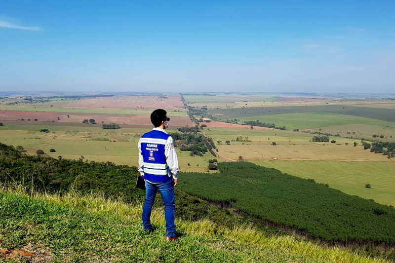 Governo do Estado nomeia veterinários e técnicos aprovados no concurso da Adapar