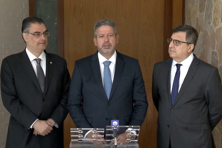 Lira defende saída equilibrada para minimizar reajuste em tarifas de energia elétrica