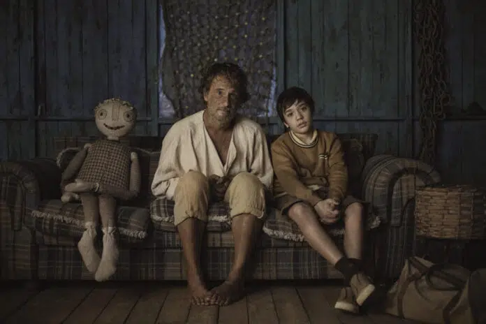 O Filho de Mil Homens Quem tanto pede o que lhe pertence Assim o mundo convence.