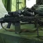 Lei Rouanet: obra sobre armas aprovada nos anos Bolsonaro é lançada com dinheiro da Taurus.