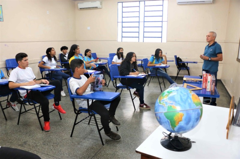 Estudantes da rede estadual recebem aulas de reforço pelo programa federal ‘Brasil na Escola’