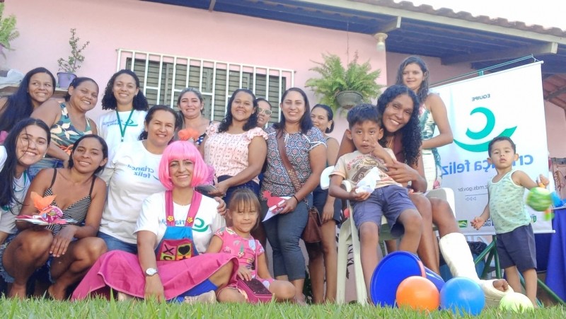 Programa Criança Feliz de Lucas do Rio Verde leva alegria para famílias no mês das mães
