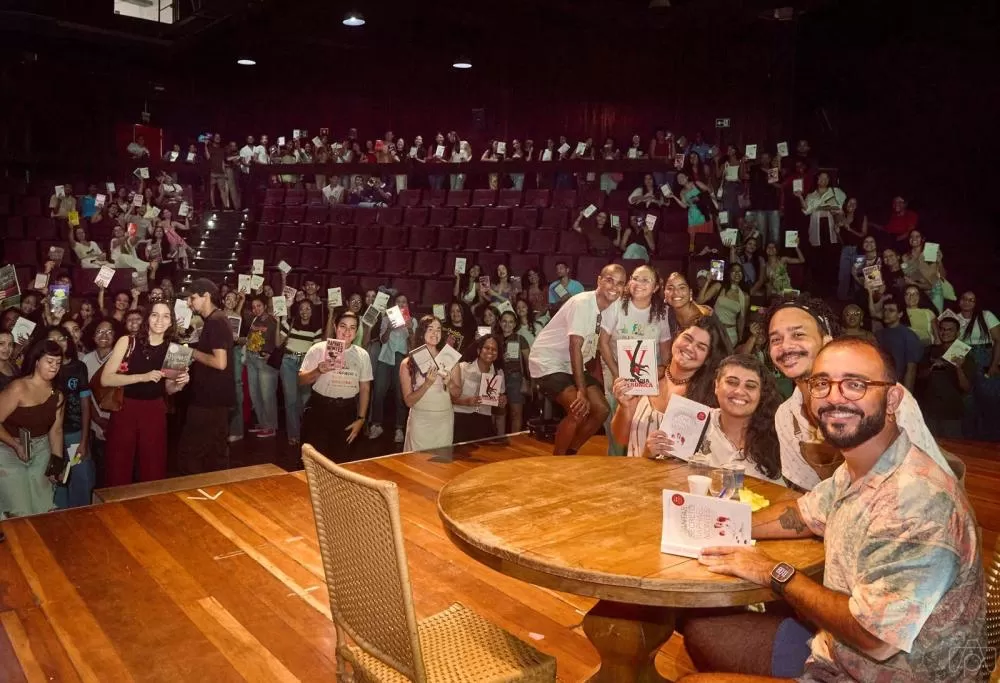 JUVENTUDES MARCA PRESENÇA HISTÓRICA NA FLICACAU. 