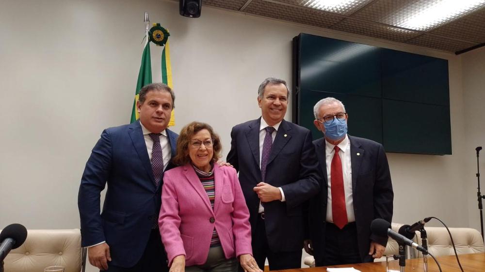 A deputada federal Lídice da Mata (PSB-BA) é escolhida coordenadora da bancada federal baiana.