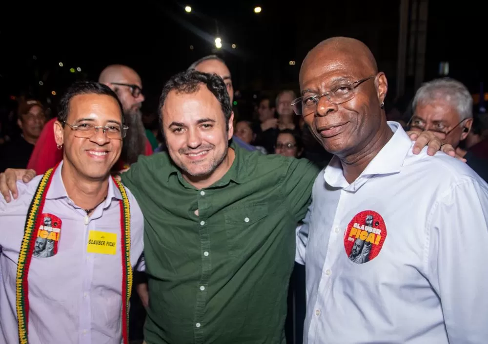 Vereador Hamilton Assis repudia agressões no plenário da Câmara e manifesta solidariedade aos deputados atacados e ameaçados de cassação.