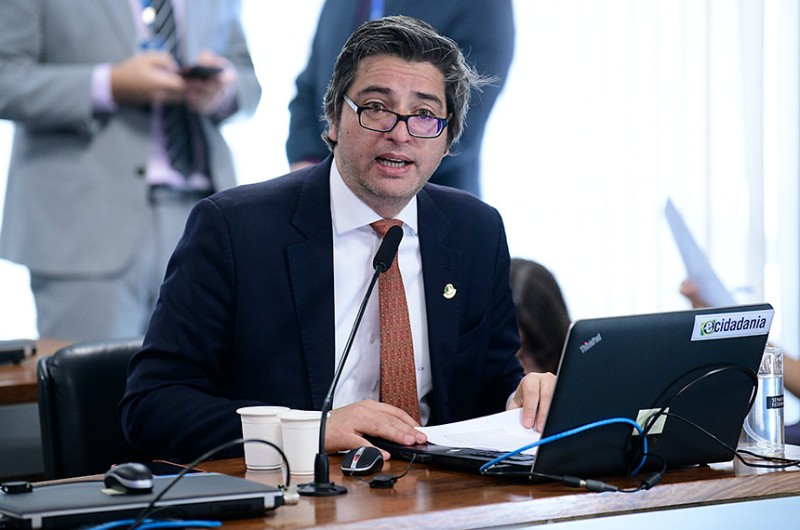 CE aprova denominação de viaduto no RJ em homenagem ao empresário Ademir Barros