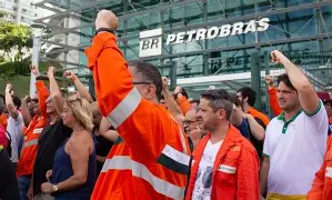 Greve dos petroleiros entra no terceiro dia e atinge todas as refinarias da base da FUP.