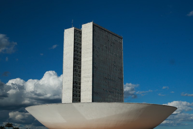 Câmara conclui votação de projeto que regulamenta ensino domiciliar