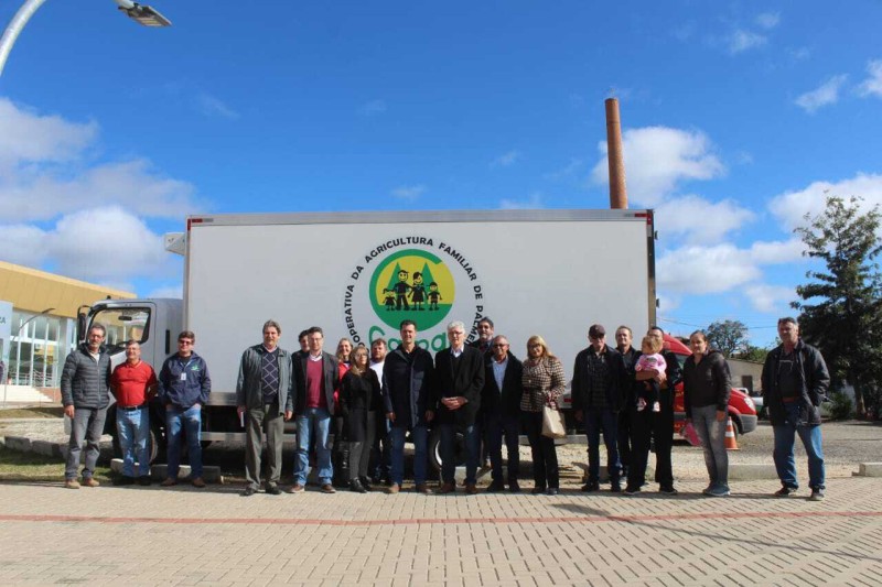 Cooperativa de agricultores familiares de Palmeira cresce com apoio do Estado