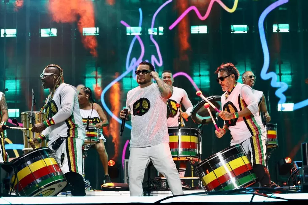 Primeira atração desta terça-feira (30), Olodum agita Festival Virada Salvador.