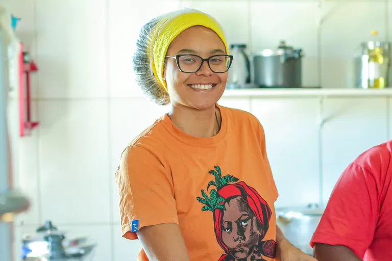 Em dois anos, pobreza dá lugar a desenvolvimento social e 17,4 milhões de pessoas ascendem de classe.