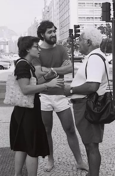  Caymmi e a conta de coral.