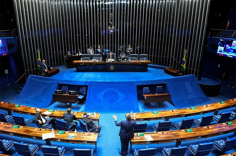 Plenário vota quatro MPs nesta terça