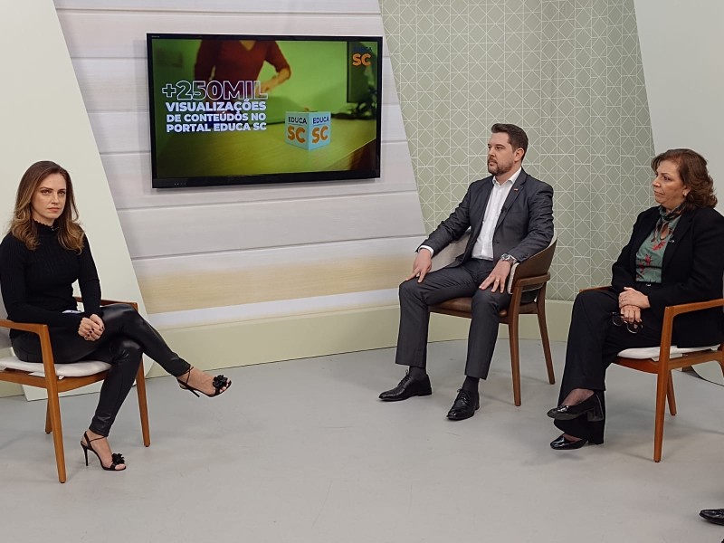 Santa Catarina retoma nesta terça-feira os canais com aulas o dia inteiro na TV aberta