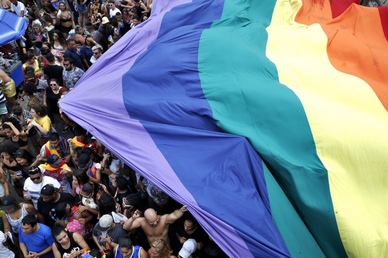IBGE divulga levantamento sobre homossexuais e bissexuais no Brasil