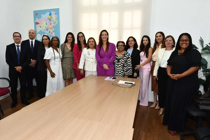 OAB-BA destaca avanço histórico com aprovação de projeto que criminaliza misoginia.