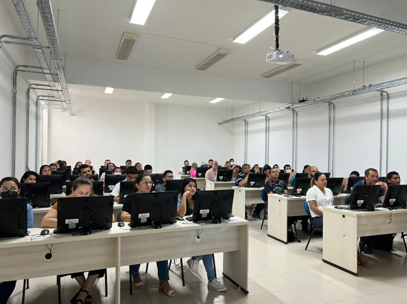 Profissionais de saúde do Estado e municípios recebem treinamento em Atenção Primária
