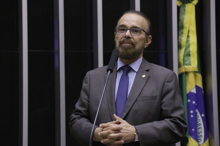 Lincoln Portela é eleito 1º vice-presidente da Câmara; acompanhe