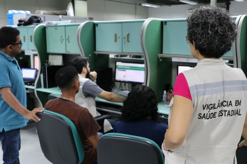 FVS-RCP realiza capacitação para implantar o programa de monitoramento da qualidade da água em Barcelos e Fonte Boa