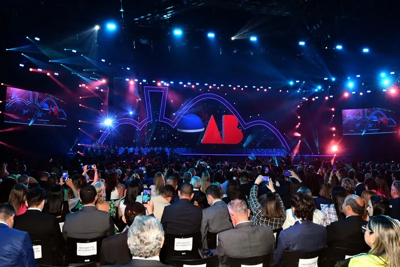 25ª Conferência Nacional da Advocacia Brasileira abre inscrições e promete reunir mais de 20 mil participantes em Salvador.