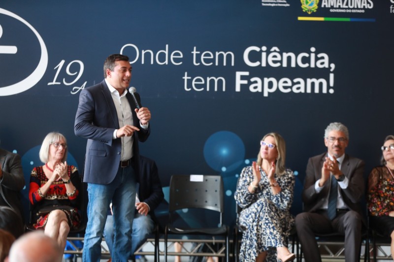 No aniversário da Fapeam, Wilson Lima anuncia investimentos de quase R$ 25 milhões para CT&I