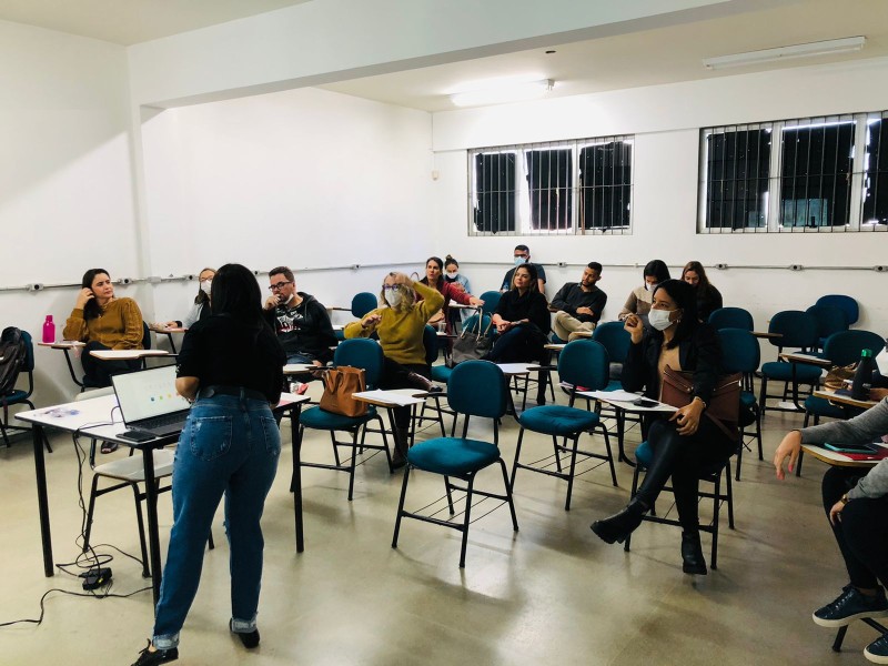 Equipes das unidades de saúde estão sendo treinadas para utilização do Prontuário Eletrônico do Cidadão