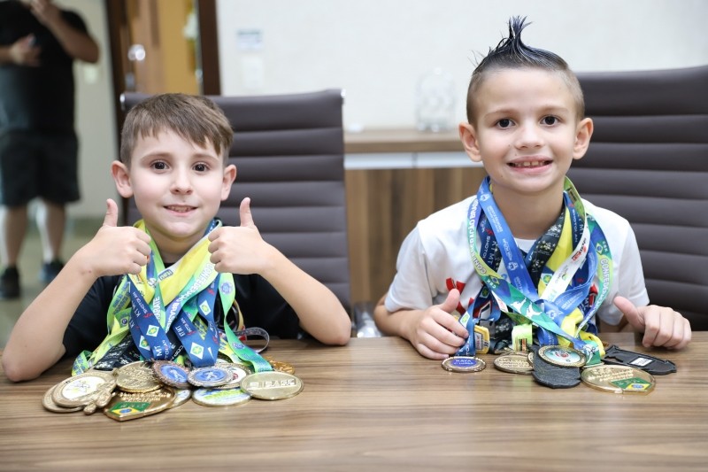 Karatê de Lucas do Rio Verde conquista 8 medalhas em campeonato estadual