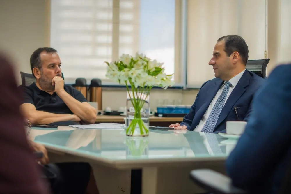 Fredie Didier recebe Beto Simonetti para divulgar evento jurídico (Divulgação)