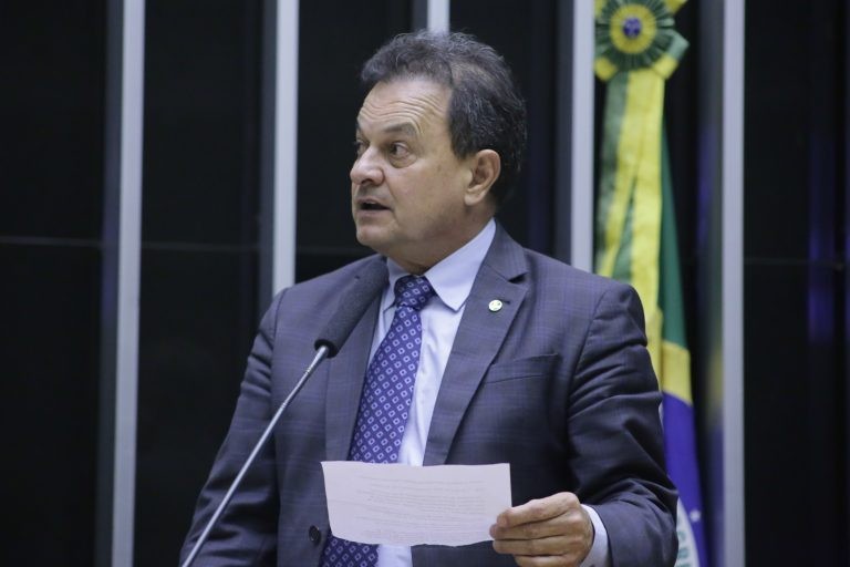 Comissão rejeita proposta que cria fundo para combater furtos a caixas eletrônicos