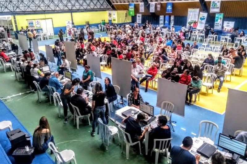 Governo leva programa Paraná Cidadão a Nova Laranjeiras, no Centro-Sul
