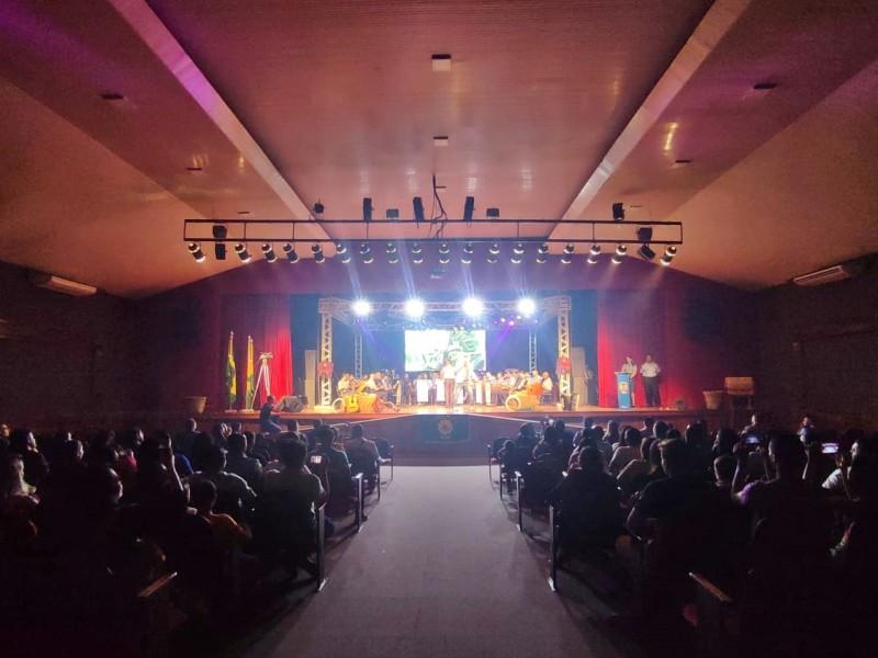 Polícia Militar realiza concerto musical em comemoração aos 106 anos de aniversário