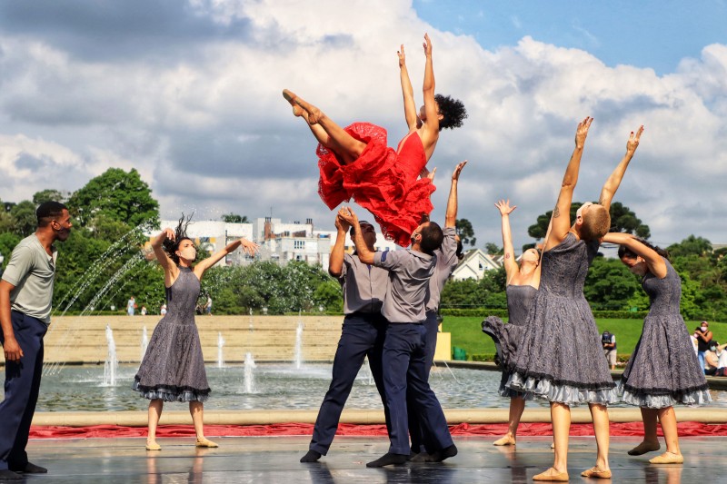 Balé Teatro Guaíra faz apresentação gratuita em Colombo neste fim de semana