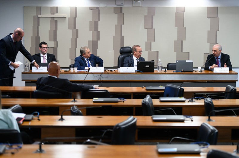 Procuradores temem que ação das vítimas do acidente com a Chape 