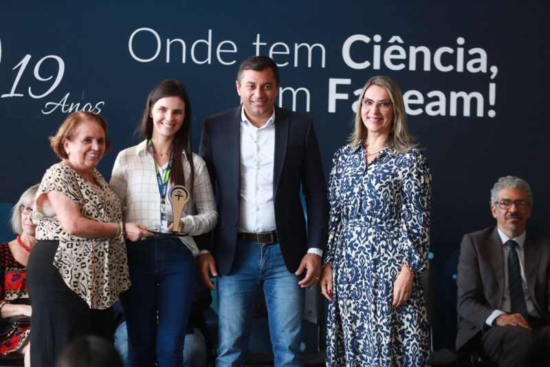 Professores e alunos do Amazonas vão contar com R$ 5 milhões para fazer ‘Ciência na Escola’, anuncia Wilson Lima