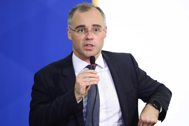 Ministro do STF tenta conciliação entre União e estados sobre ICMS