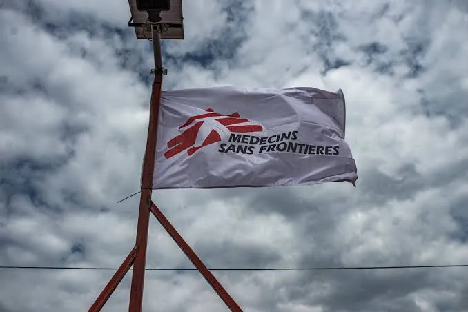 Ataques intensos contra Kiev e arredores, na Ucrânia, deixam mortos e feridos e interrompem serviços essenciais, alerta Médicos Sem Fronteiras.
