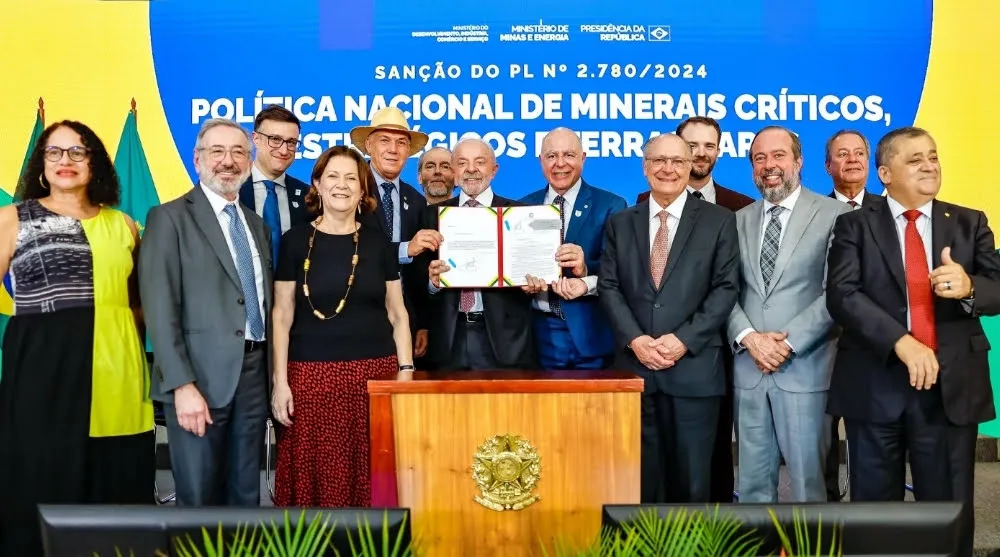 Presidente sanciona Política Nacional de Minerais Críticos e Estratégicos.