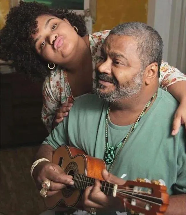 Neste domingo (11), véspera de feriado, Flora Cruz realiza a 2a Edição do evento “Para Declarar Minha Saudade“, em homenagem a Arlindo Cruz no Casarão do Firmino. 