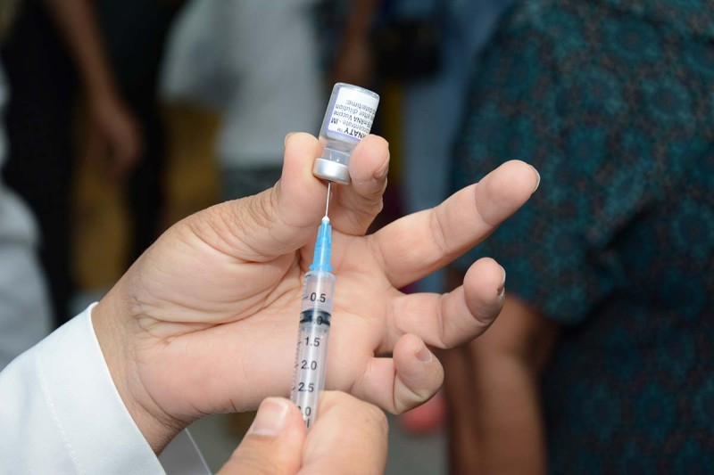 Nesta quinta tem vacinação contra Covid-19 e Influenza no Shopping Boulevard
