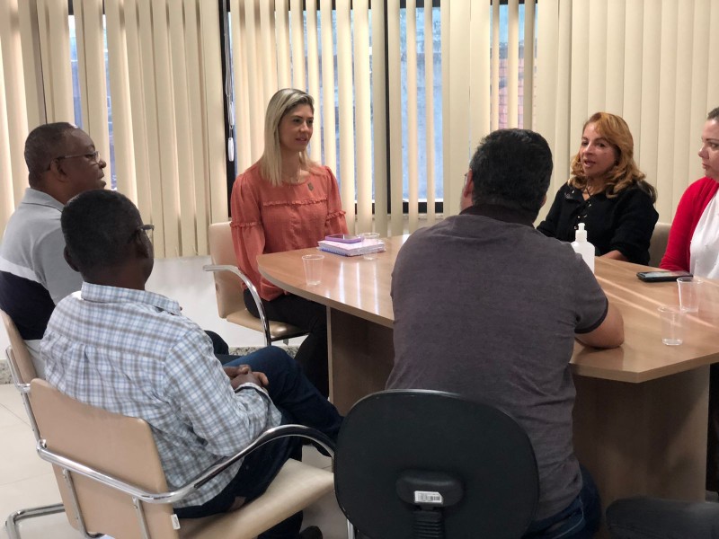 Secretária de Saúde se reúne com representantes do Sindacs Estadual para dialogar sobre pautas da categoria
