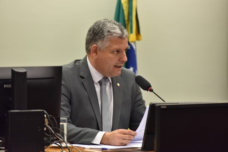 Comissão aprova proposta que amplia publicidade de pesquisas sobre câncer no Brasil