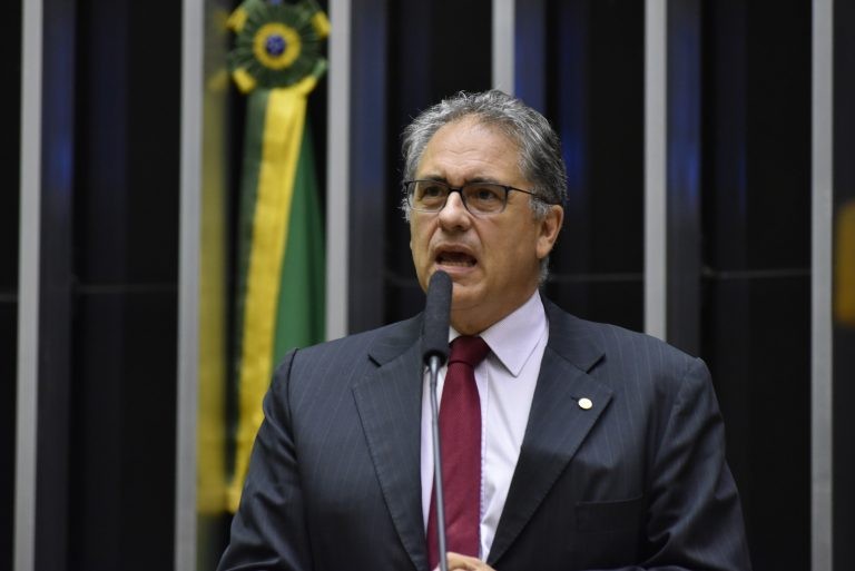 Comissão debate o orçamento da Conta de Desenvolvimento Energético e seu impacto nas tarifas