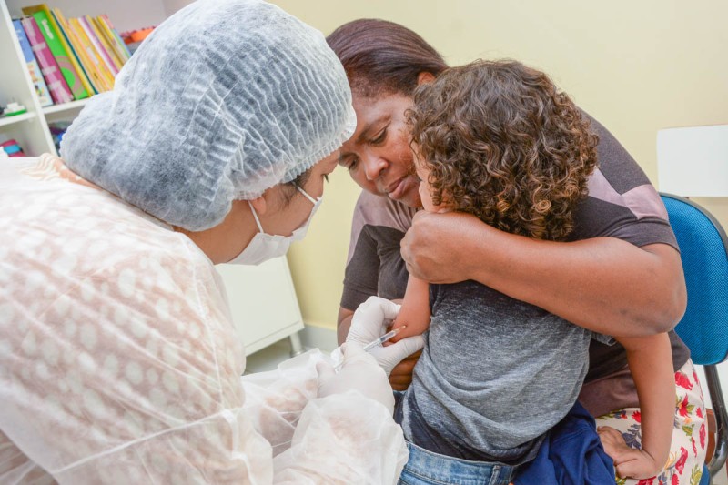 Vila Elisa e Vila Bonita recebem ação de saúde e vacinação para crianças