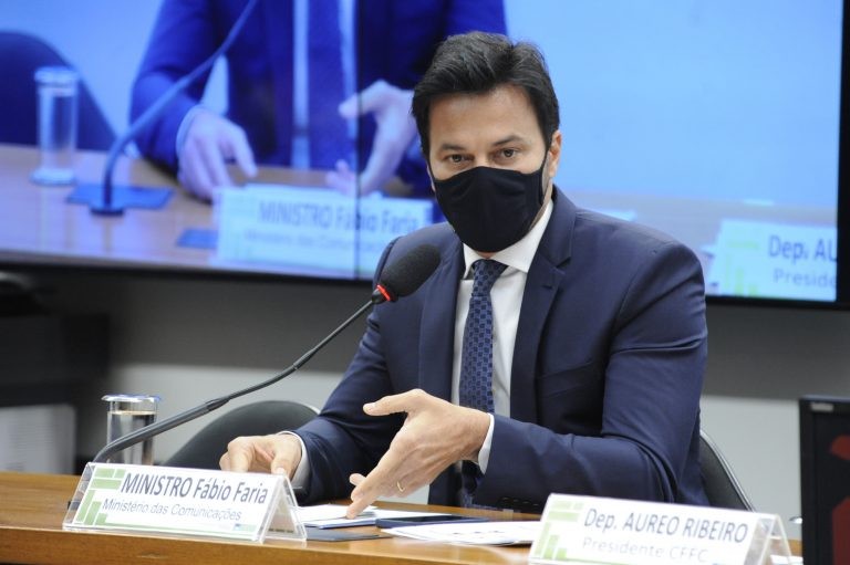 Quatro comissões ouvem o ministro das Comunicações sobre suposto acordo para internet na Amazônia