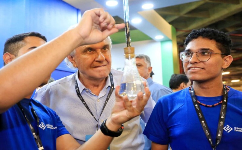 Caiado participa da programação, com a juventude, na Campus Party