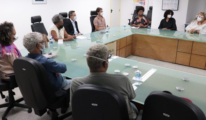 Governo da Bahia e Cine Metha Glauber Rocha lançam o projeto Escola no Cinema