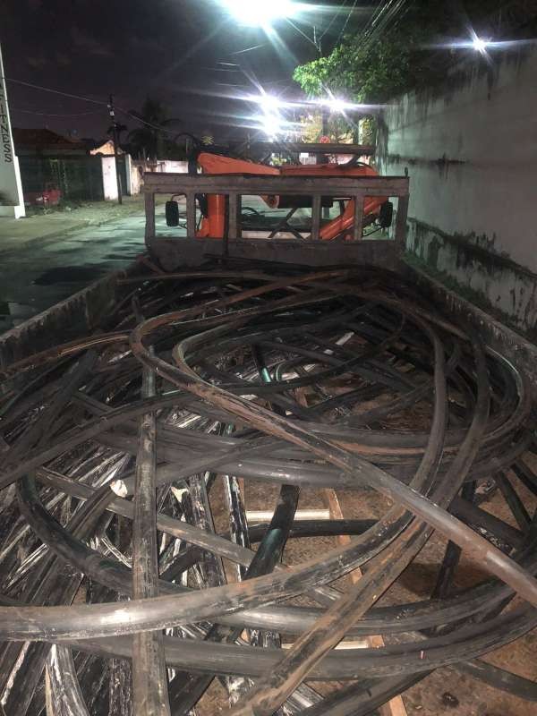 Suspeitos em posse de quatro toneladas de fios são presos em ação conjunta da PMCE com auxílio do Videomonitoramento da SSPDS